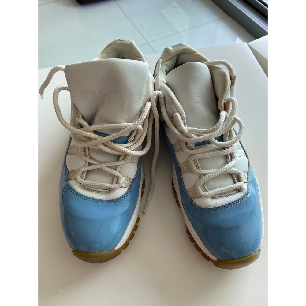 Air Jordan XI Retro Low Carolina UNC Blue